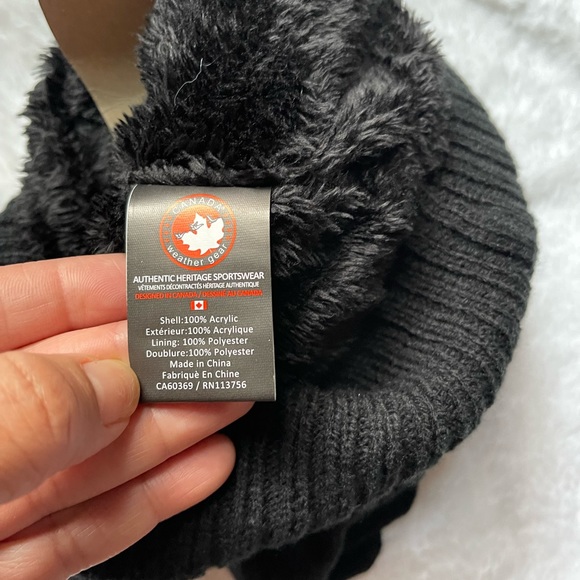 NWT Canada Weather Gear 2pc Beanie - Thermal Plush lined - super cute & warm - Picture 3 of 4
